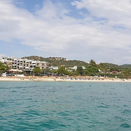 Kariani Beach Studio * Karianí