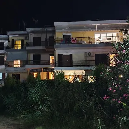 Lejlighed Kariani Beach Studio *