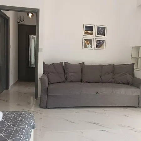 Kariani Beach Studio