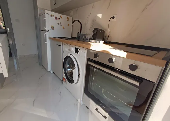 Kariani Beach Studio