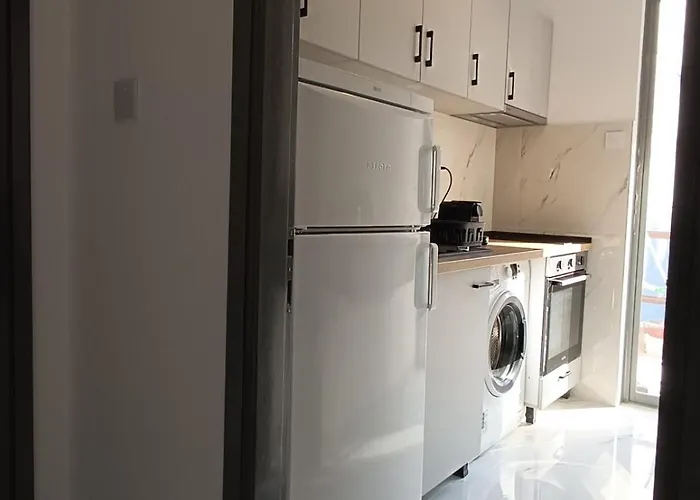 Kariani Beach Studio 公寓