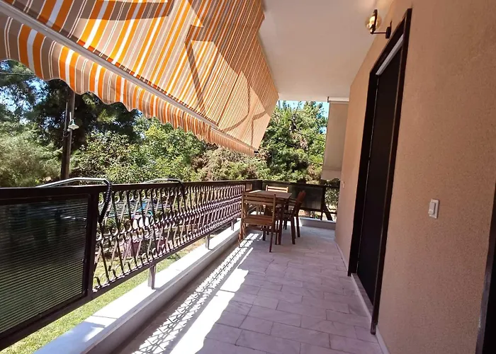 Kariani Beach Studio *